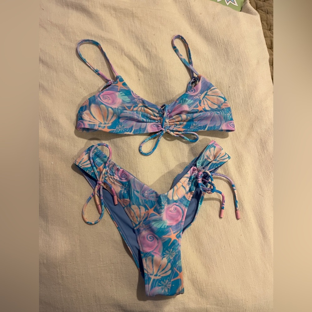 Blackbough swim bikini